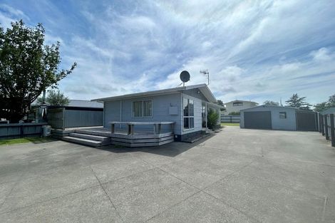 Photo of property in 94 Tait Drive, Greenmeadows, Napier, 4112