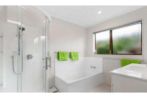 Photo of property in 13a Norton Park Avenue, Fairfield, Lower Hutt, 5011