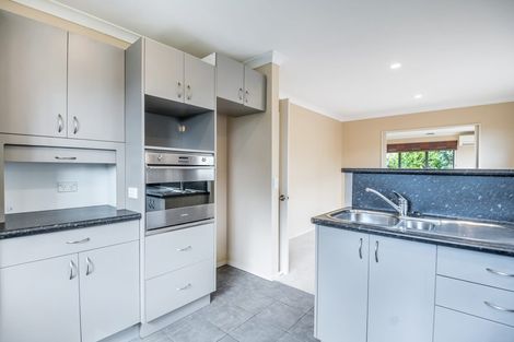 Photo of property in 68 Erlestoke Crescent, Churton Park, Wellington, 6037