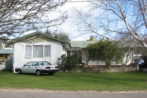 Photo of property in 6 Nimon Street, Havelock North, 4130