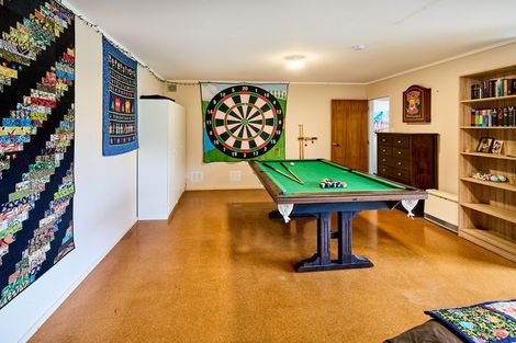 Photo of property in 12 Cullen Place, Tawa, Wellington, 5028