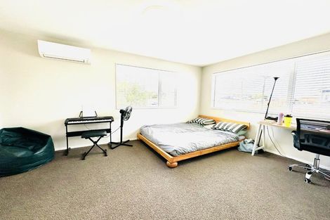 Photo of property in 10/11 Ray Small Drive, Papakura, 2110