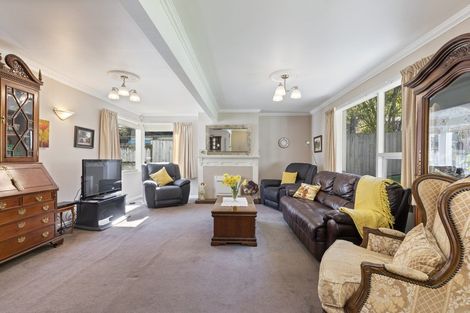 Photo of property in 61 Cruickshank Road, Clouston Park, Upper Hutt, 5018