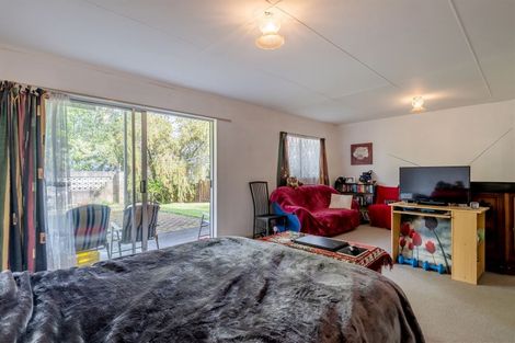 Photo of property in 51 Hepburn Road, Glendene, Auckland, 0602