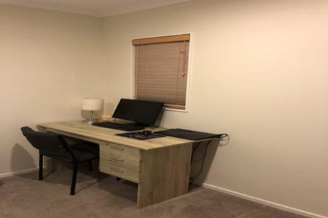 Photo of property in 37 Virginia Street, Henderson, Auckland, 0612