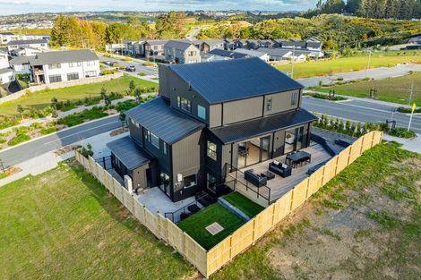 Photo of property in 20 Kikorangi Drive, Wainui, 0992