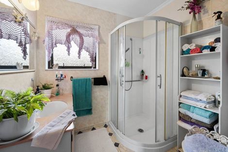 Photo of property in 27 Standish Street, Inglewood, 4330