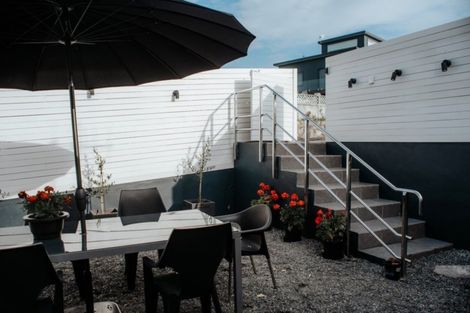 Photo of property in 24 Roslyn Road, Bluff Hill, Napier, 4110