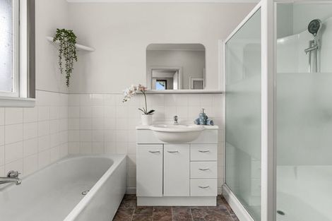 Photo of property in 43a Cullahill Street, Harewood, Christchurch, 8051