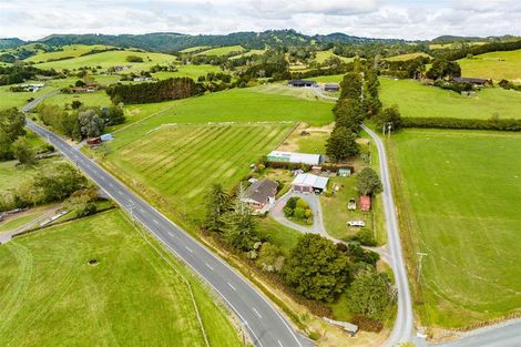Photo of property in 22 Pataua Road North, Whareora, Whangarei, 0175