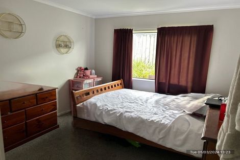 Photo of property in 50 Kayes Road, Pukekohe, 2120