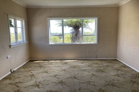 Photo of property in State Highway 3, Mimi, Urenui, 4377