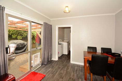 Photo of property in 2a Neill Street, Green Island, Dunedin, 9018