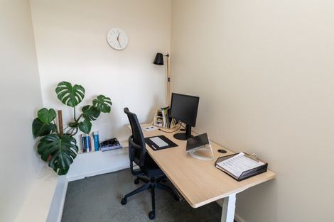 Photo of property in Stadium Garden Flats, 211/107 Thorndon Quay, Pipitea, Wellington, 6011