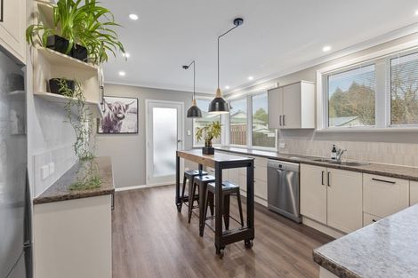 Photo of property in 4a Hood Avenue, Heretaunga, Upper Hutt, 5018