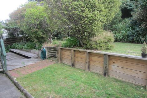 Photo of property in 66 Fyvie Avenue, Tawa, Wellington, 5028