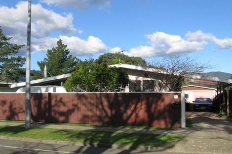 Photo of property in 56 Parkway, Wainuiomata, Lower Hutt, 5014