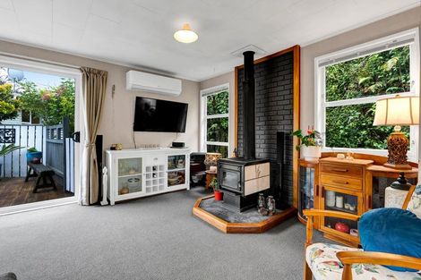 Photo of property in 19 Rossiter Crescent, Lynmouth, New Plymouth, 4310