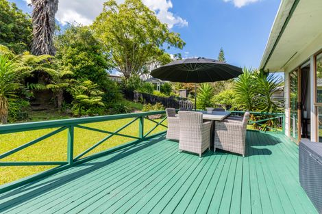 Photo of property in 16 Pankhurst Place, Sunnyvale, Auckland, 0612