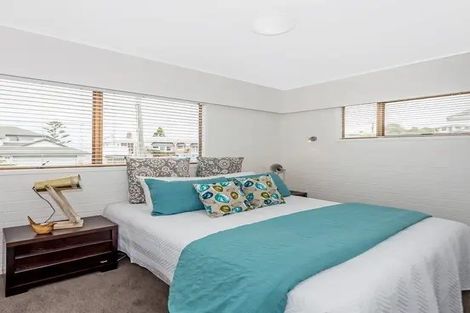 Photo of property in 85 Wade River Road, Stanmore Bay, Whangaparaoa, 0932