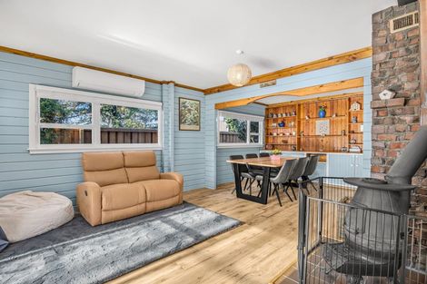 Photo of property in 6 Avoca Place, Darfield, 7510