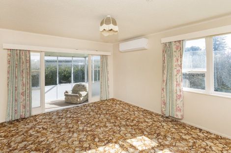 Photo of property in 16 Ropata Street, Kaiti, Gisborne, 4010