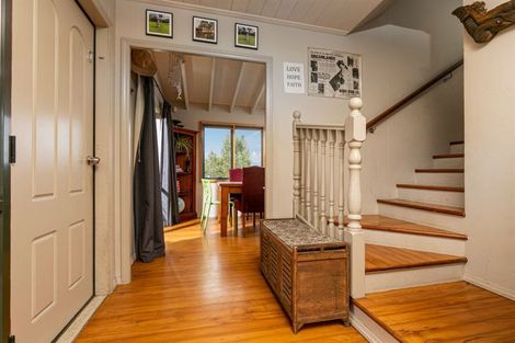 Photo of property in 166 Opanuku Road, Henderson Valley, Auckland, 0612