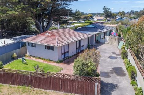 Photo of property in 23a Kauwhata Street, Himatangi Beach, Foxton, 4891