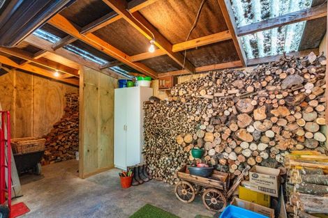 Photo of property in 20 Manganese Point Road, Tamaterau, Whangarei, 0174