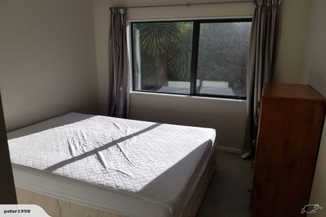 Photo of property in 60 Travis View Drive, Fairview Heights, Auckland, 0632