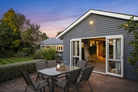 Photo of property in 8 Croziers Road, St Albans, Christchurch, 8052