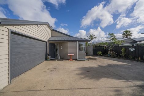 Photo of property in 7 Redwings Close, Whitianga, 3510