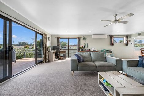 Photo of property in 17 Byron Grove, Owhata, Rotorua, 3010