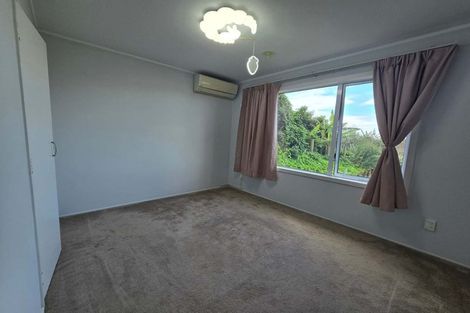 Photo of property in 18 Dunstall Place, Mangere Bridge, Auckland, 2022
