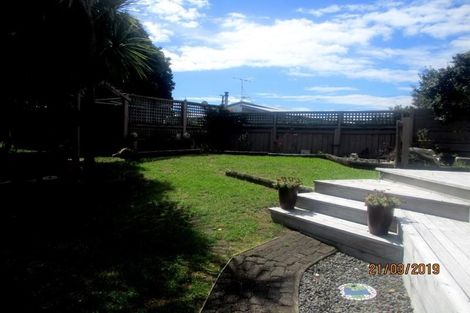 Photo of property in 63 Ngapaki Street, Waikanae Beach, Waikanae, 5036