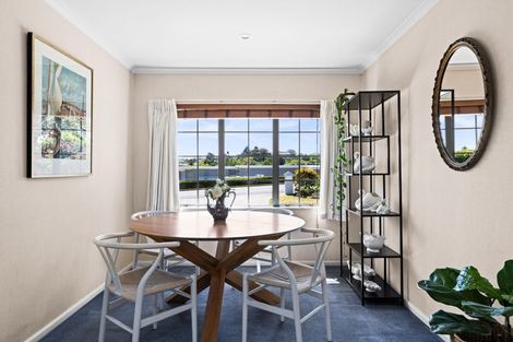 Photo of property in 46 Lucknow Road, Havelock North, 4130