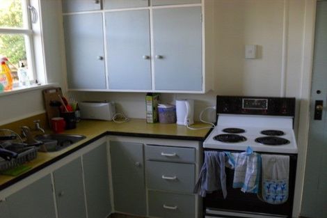 Photo of property in 11b Upper Lewisville Terrace, Thorndon, Wellington, 6011