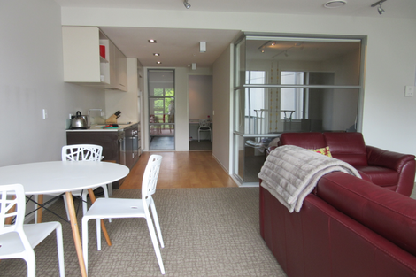 Photo of property in Masina Apartments, 204/80 Riddiford Street, Newtown, Wellington, 6021