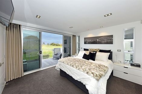 Photo of property in 36 Birkdale Drive, Shirley, Christchurch, 8061
