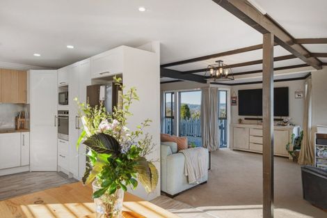 Photo of property in 17 Mountain Road, Western Heights, Rotorua, 3015