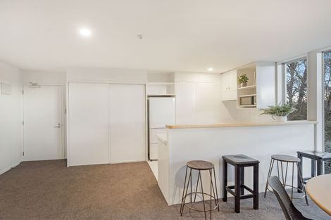 Photo of property in 18/15 Peterborough Street, Christchurch Central, Christchurch, 8013