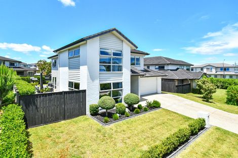 Photo of property in 10 Bayvista Drive, Karaka, Papakura, 2113