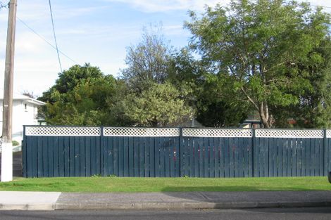 Photo of property in 119 Wharf Road, Te Atatu Peninsula, Auckland, 0610