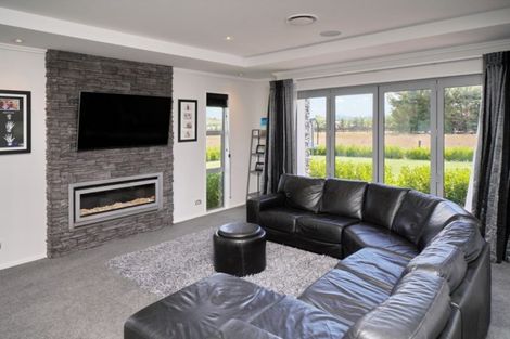 Photo of property in 72 Tupelo Place, Swannanoa, Rangiora, 7476