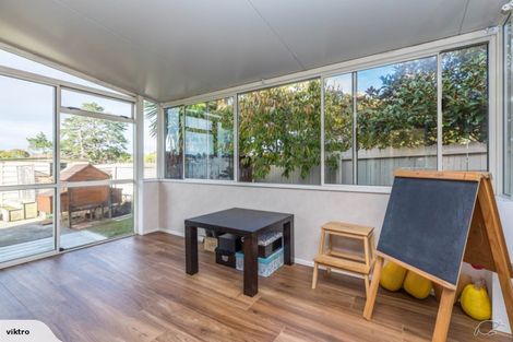 Photo of property in 9 Robina Court, Burswood, Auckland, 2013