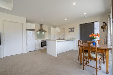 Photo of property in 28/10 Pop Andrew Drive, Te Anau, 9600