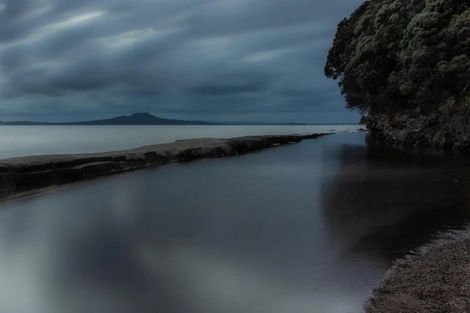 Photo of property in 9 Lyons Avenue, Murrays Bay, Auckland, 0630