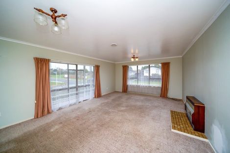 Photo of property in 1a Tuahu Place, Waitara, 4320