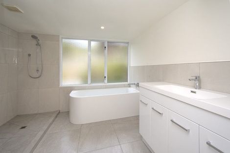 Photo of property in 1/17 Petworth Place, Westmorland, Christchurch, 8025