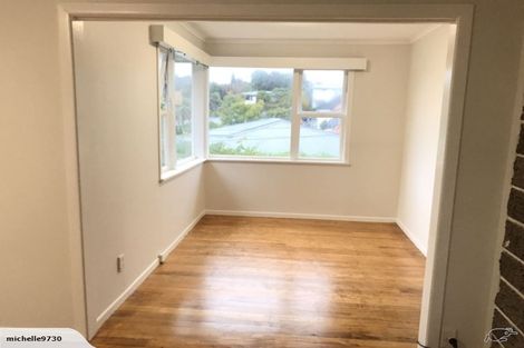 Photo of property in 44 Selwyn Crescent, Forrest Hill, Auckland, 0620